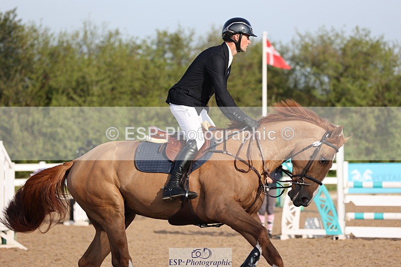 240510A-080346-04054 - Cls 13 British Novice and 90cm Open