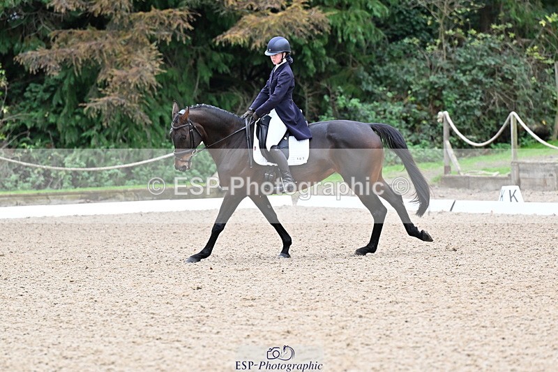 251022A-143009-00299 - B-103-Florence.Scard-Morgan