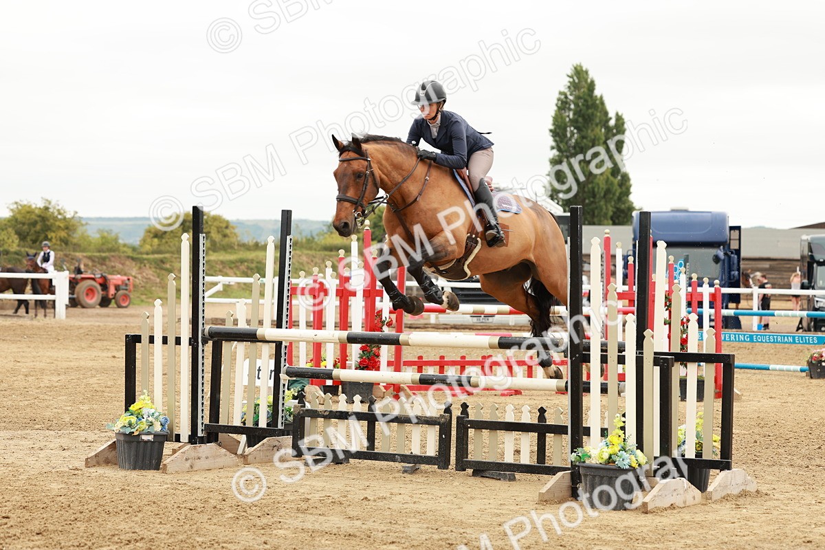 SBM_016799 - Class 20 - Senior Newcomers - 1.10m