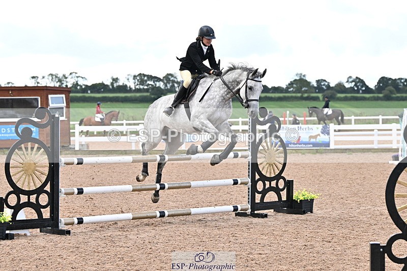 240912A-111732-01146 - Cls 9 Snr Discovery and 1m Open