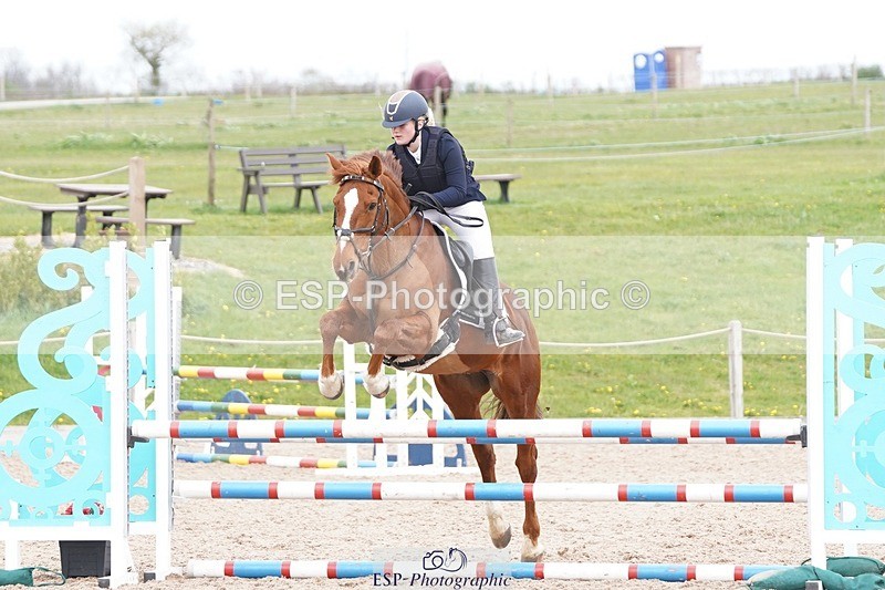 250414-140134-01058 - 90cm Round 2