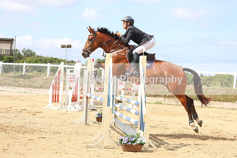 3E7A3786 - Class 4: Senior British Novice/90cm open