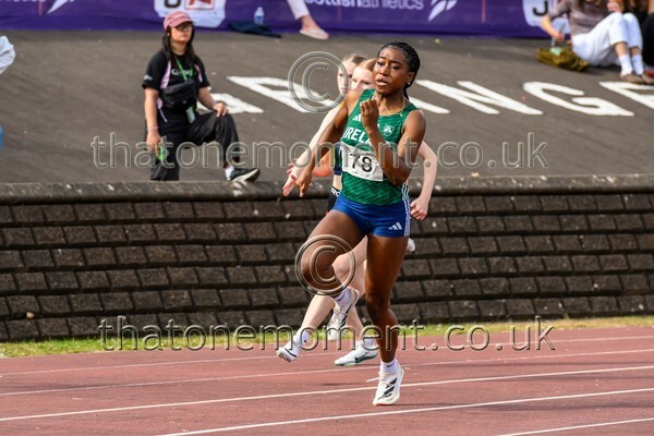 Sen25SUN-917384 - Track Female