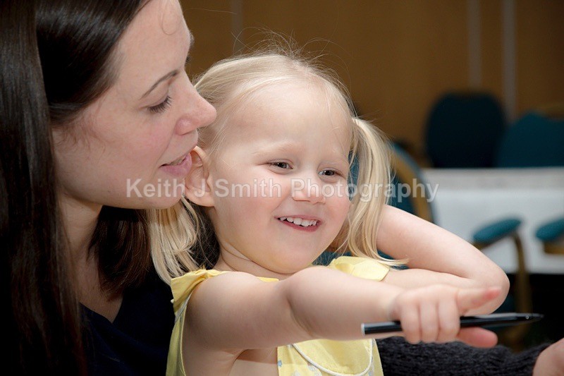 8KJS0542 - Geoff, Gina's Dads 90th Birthday party.