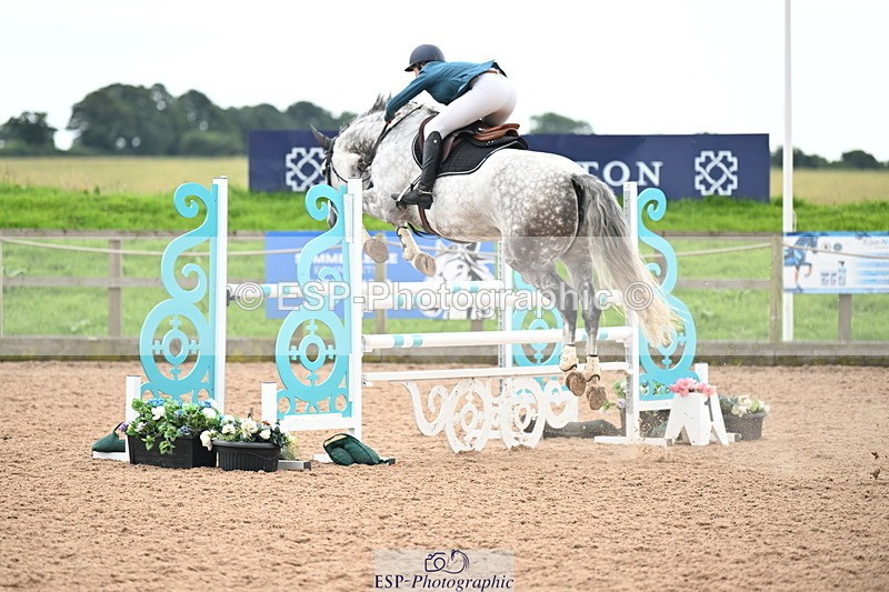 240727A-161117-06105 - Cls 16 Snr Foxhunter