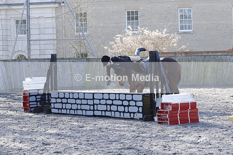 _EST0246 - Bourne Valley Riding Club Winter Showjumping 27/03/22