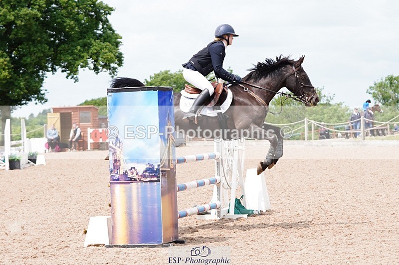 250608-130452-02809 - Cls 9 Pony Newcomers and 1m