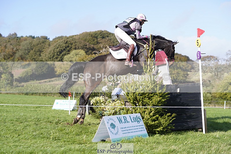 241025-114610-06301 - 056-Claire.Deuten-KILBUNNY.BLUE.BIRD