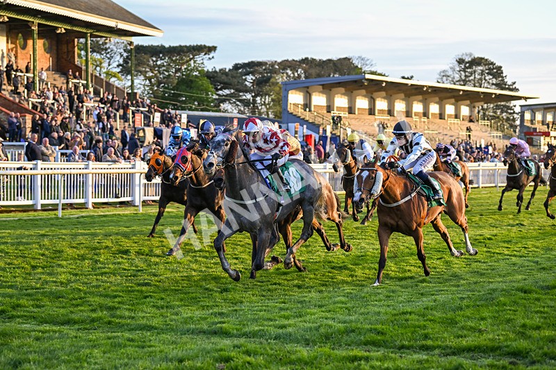 200424-Race 8-Hombre-7455 - Race 8