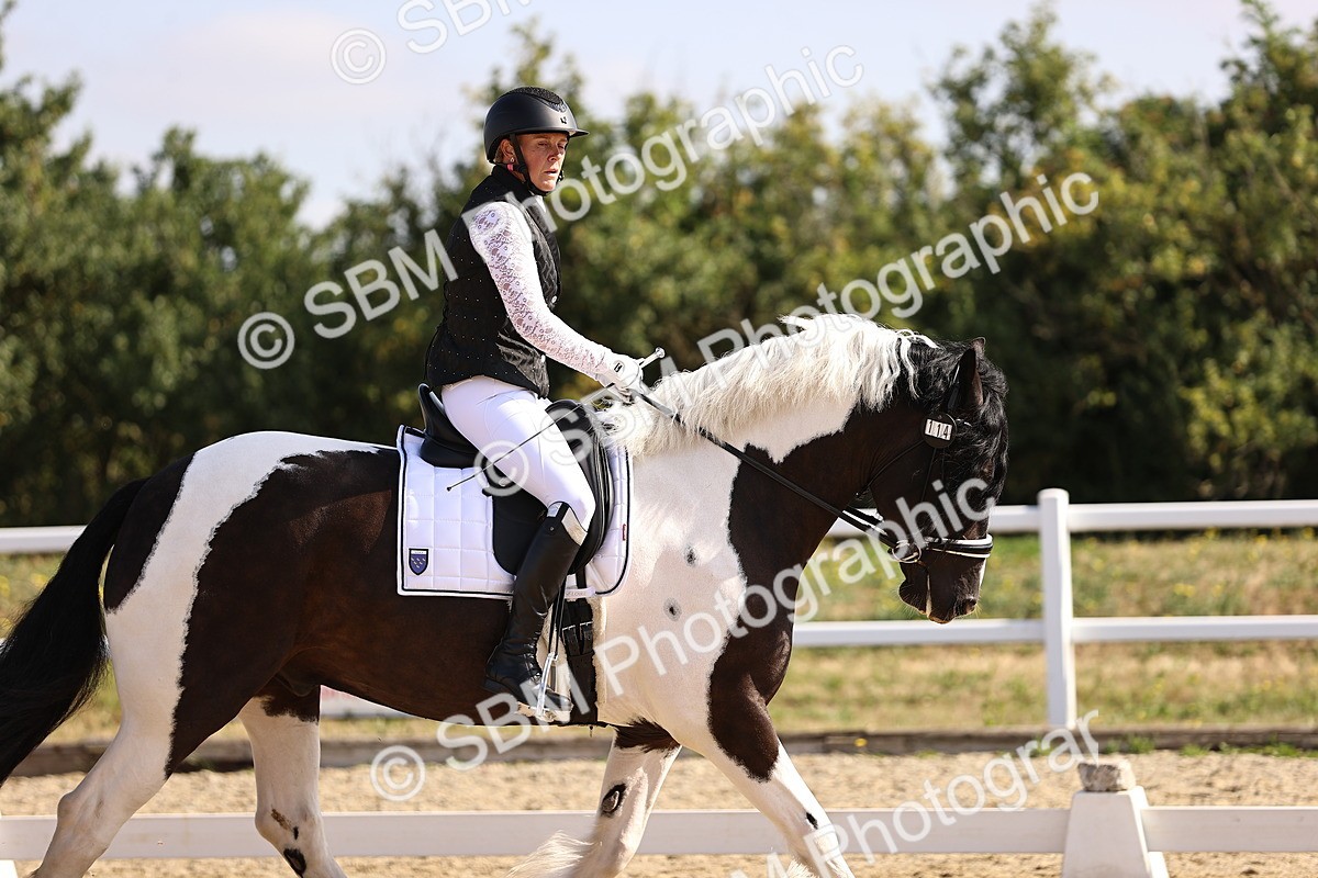 SBM_008630 - Novice 5 - 08.30-9.33