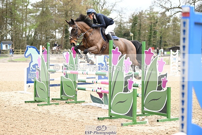 250323A-140635-04804 - Cls 24 Snr Newc & 1.10m Open