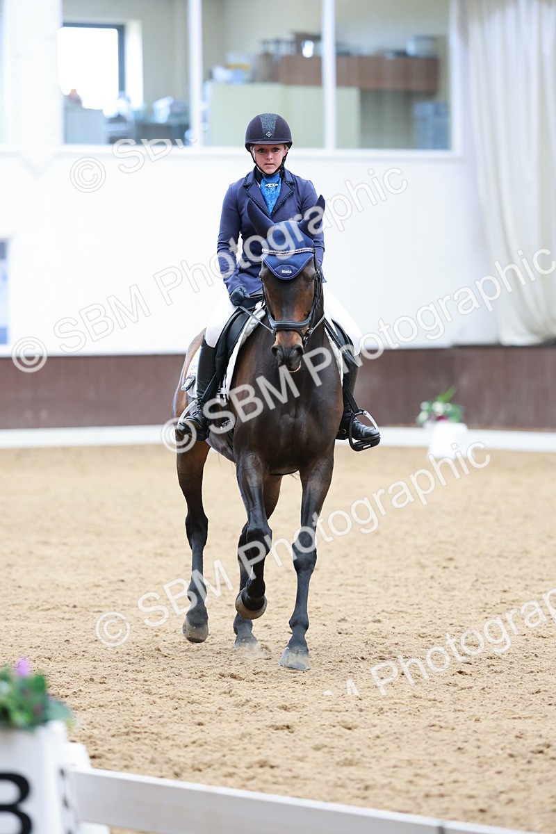 SBM_010097 - Class 6b - Novice 6 - 12.40-13.43