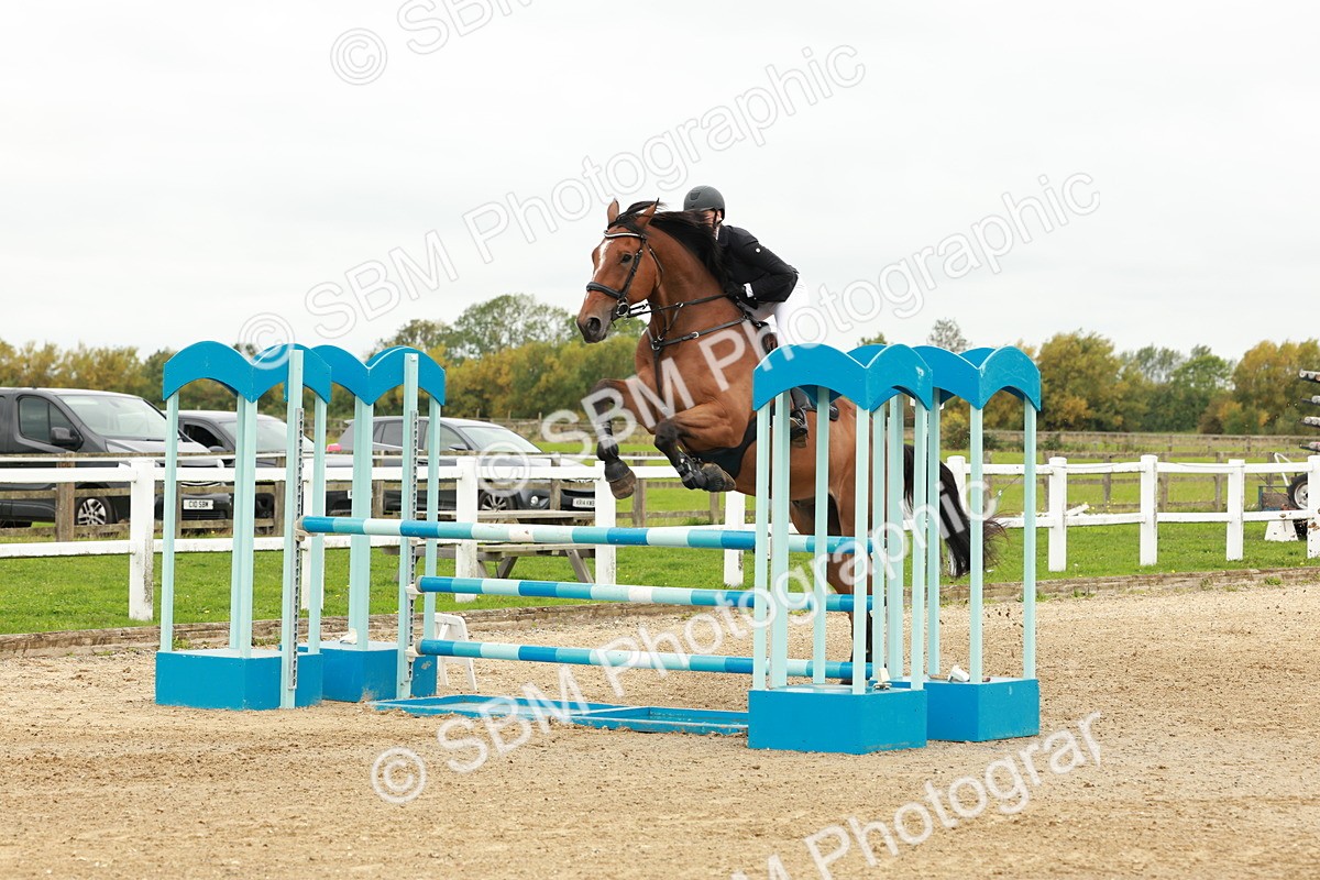 1I0A7639 - Class 4 - Senior Newcomers 1.10m