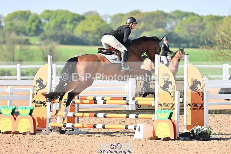 240509A-091430-00075 - Cls 1 British Novice and 90cm Open