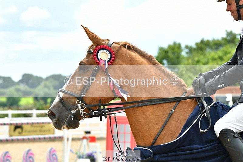 230721A-145215-07126 - Cls 22, 1 Star Gold 1.30m