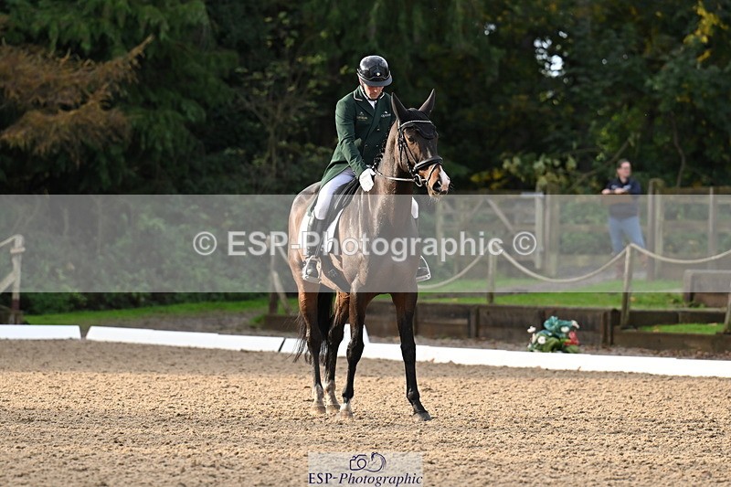 251023A-093529-01297 - B-121-Patrick.Whelan