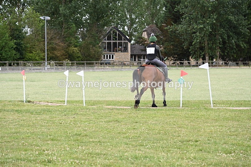 WJ6_6056 - 60cm XC Time 09:48 to 09:57