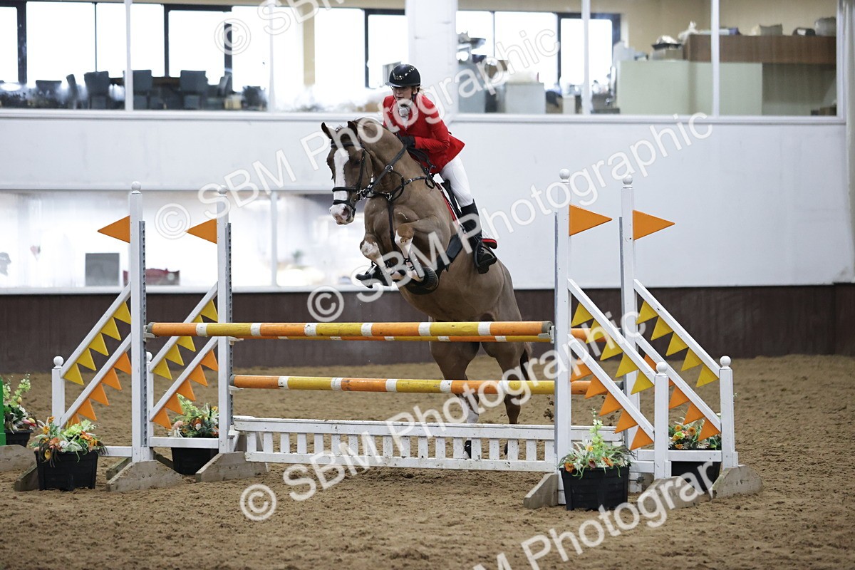 SBM_001295 - Class 4 - Senior Newcomers/ 1.10m Open