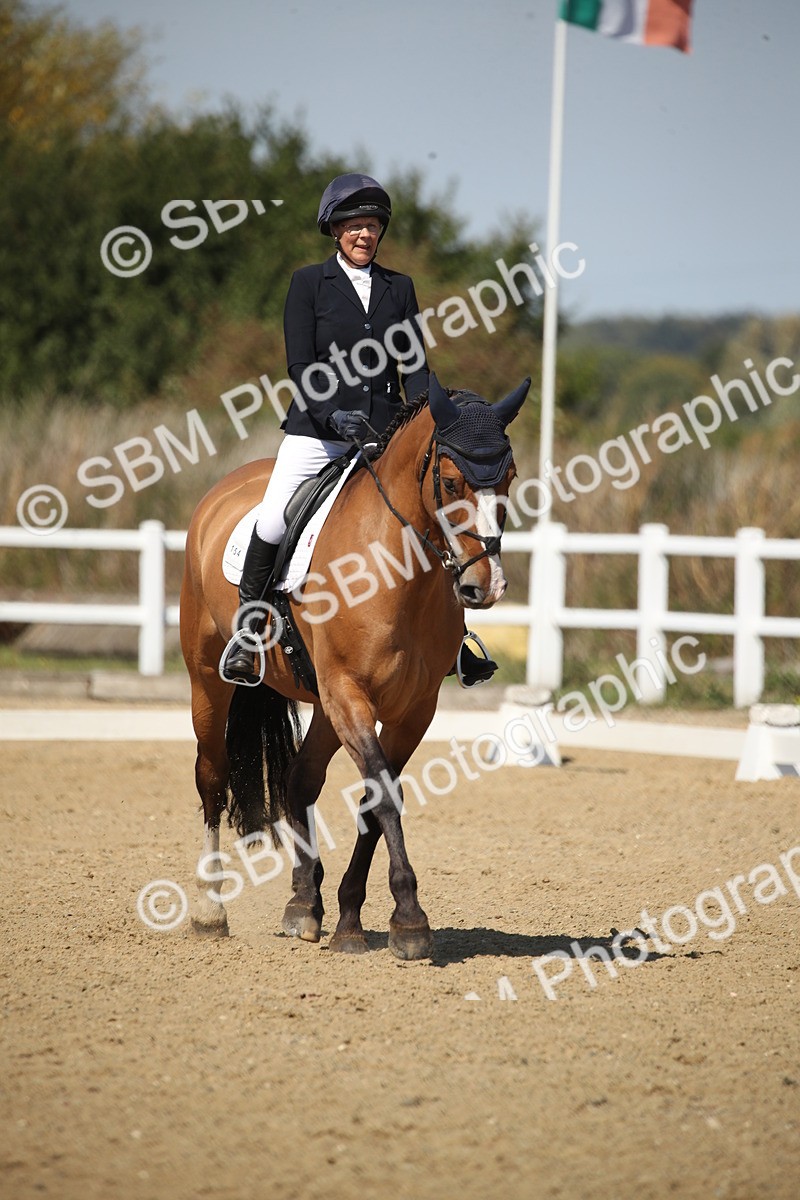 SBM_005009 - Class 11 - Novice 5 - 11.41-12.58