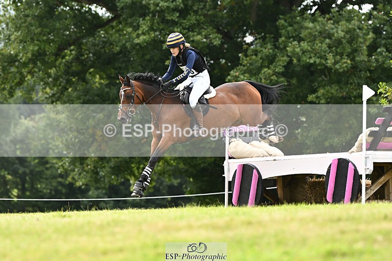 240825X-144639-35492 - 80cm XC 14.30 to 15.30