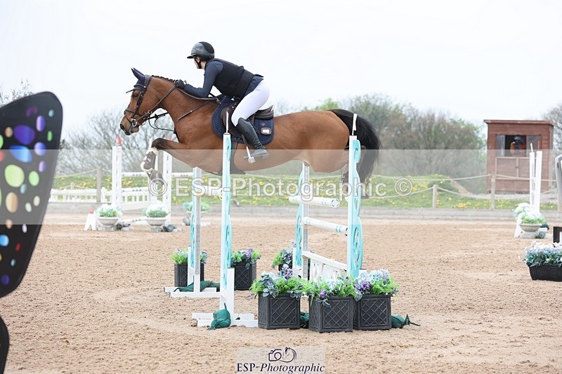 250424-121922-05335 - Cls 1 - 2 Star Small Tour