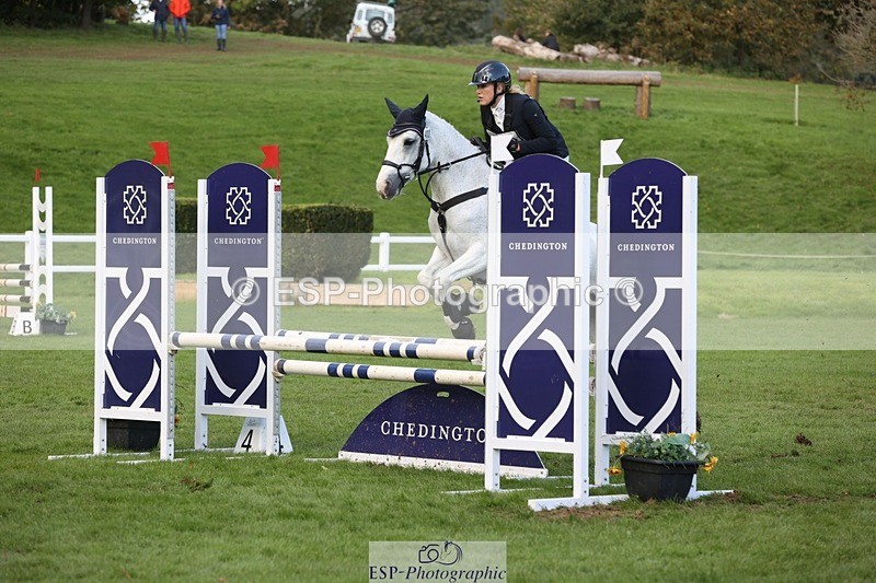 231022-131620-27602 - 403-KILLEA.LARK.GIRL-Joanna.Jones-TrotUp+SJ