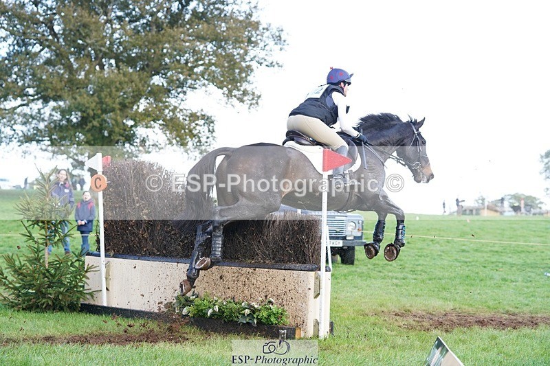 231021-143948-19319 - 472-SIR.LARRY.II-Alice.Wharton-SC+XC