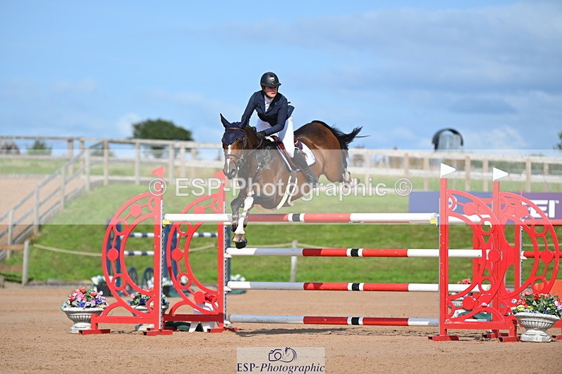 230721A-170108-07939 - Cls 10, 2 Star Big 1.45m Break to End