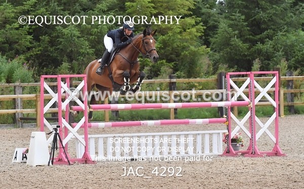JAC_4292 - CLASS 7 Senior Foxhunter/ 1.20m Open