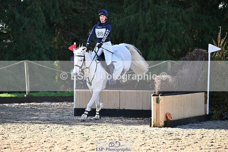 240303-100632-02757 - Cls 2 80-85cm Start to 11.00 CW