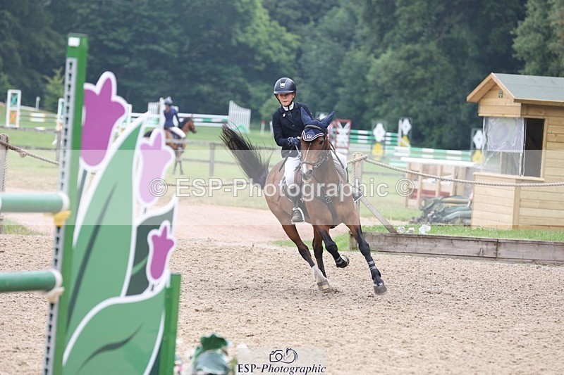 230618-095506-09837 - Cls 19 Pony Intro 1m