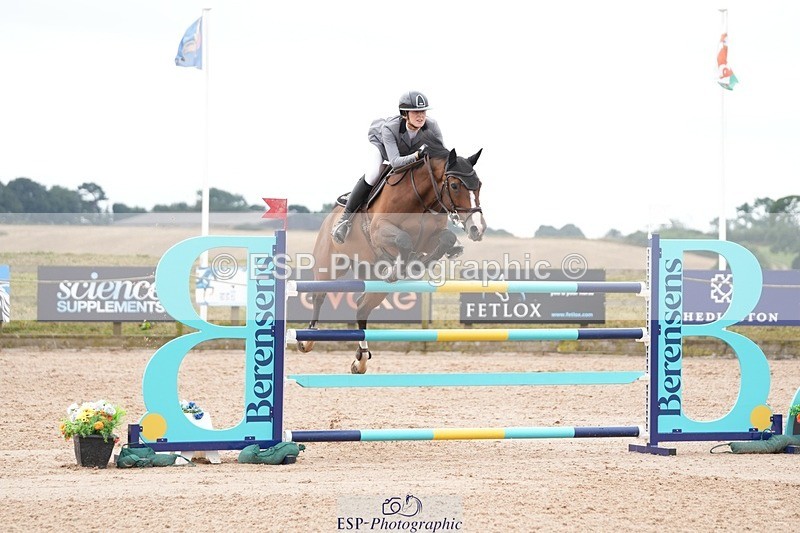 250718-113034-10031 - Cls 2, 3 Star Small Tour Break til End