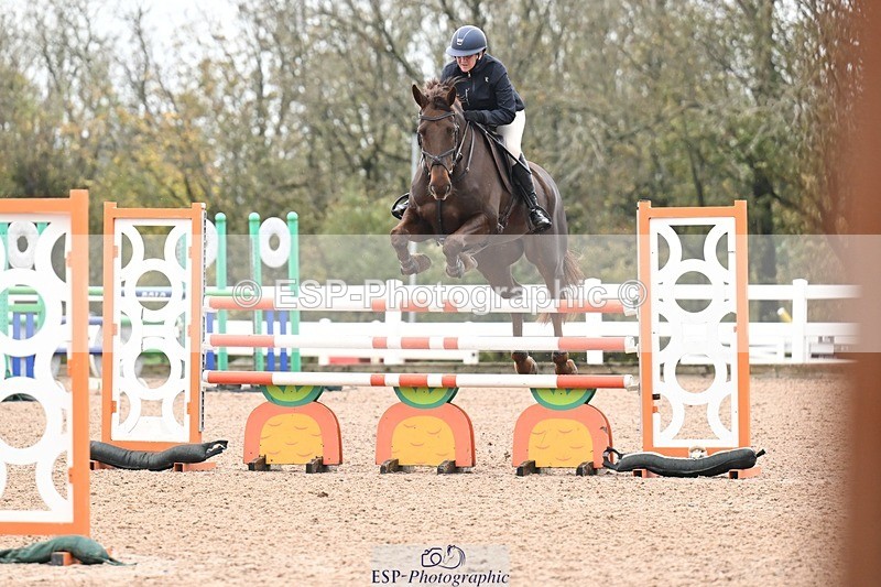 251105-141447-00818 - Cls 06 Fox & 1.20m