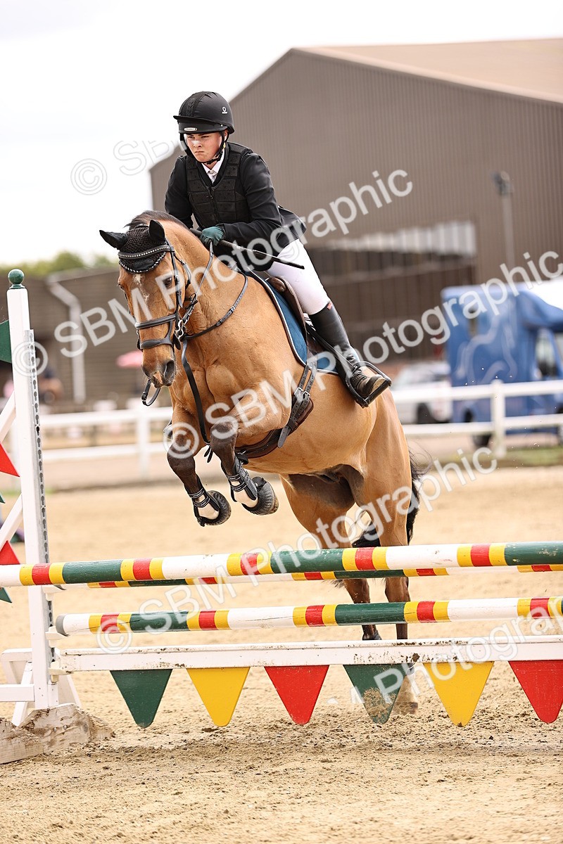 SBM_007952 - Class 3 - 90cm showjumping