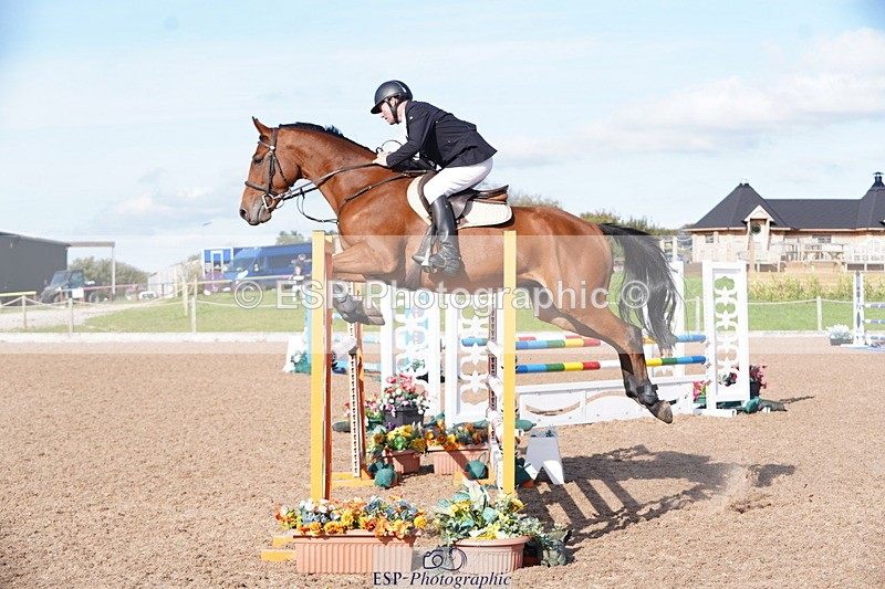 241005A-145300-05027 - SAT Cls 11 Snr Newc & 1.10m Open