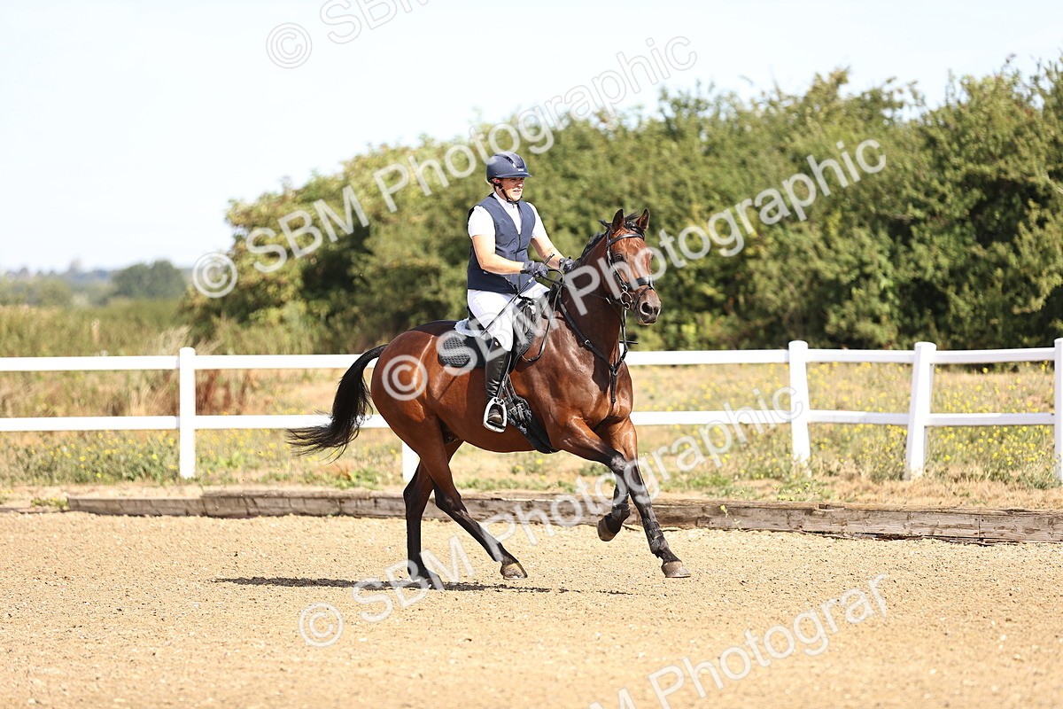 SBM_000037 - Class 1 - Clear Round