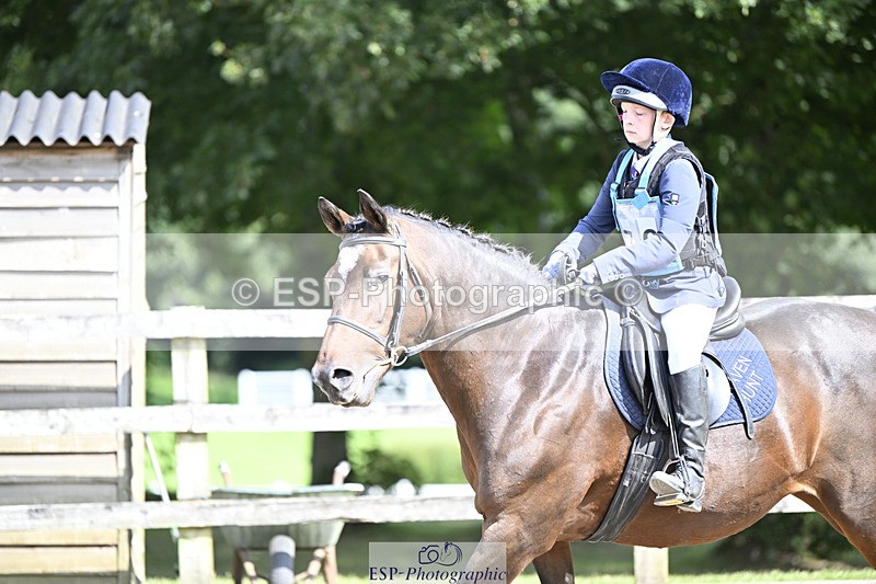 240823X-111441-15996 - 60cm R2 11.00 to 12.30