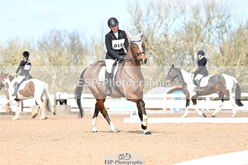 240324A-123201-02287 - Novice 28, 12.15 to 13.00