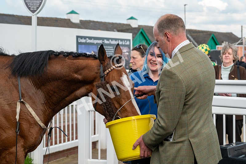 300424-Race 1-Variety Island-4218 - Race 1