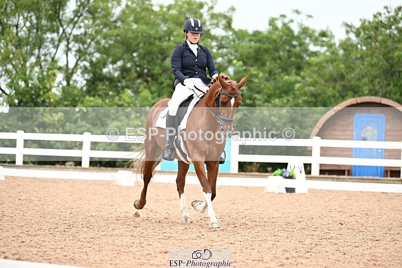 240815A-131142-01442 - 296-Zoe.Symes-All.That.Jazz.X