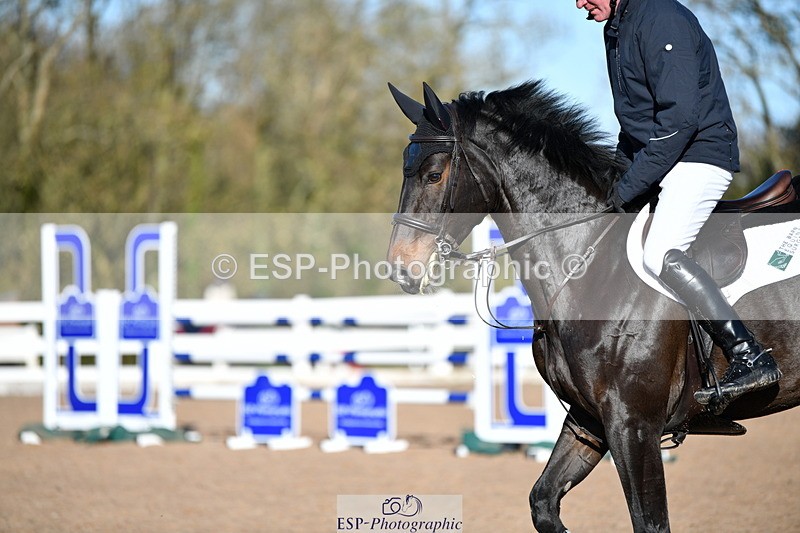 231110A-132943-00586 - Cls 5 Newcomers & 1.10m Open