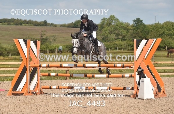 JAC_4483 - CLASS 6 Senior Newcomers/ 1.10m Open