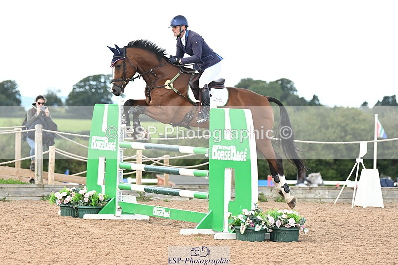 240912A-123648-01507 - Cls 3 Snr Foxhunter