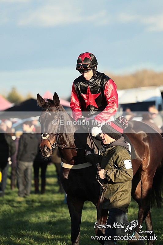 PtP 301125  0910 - Hursley Hambledon Point-to-Point Larkhill Racecourse 30/12/2025