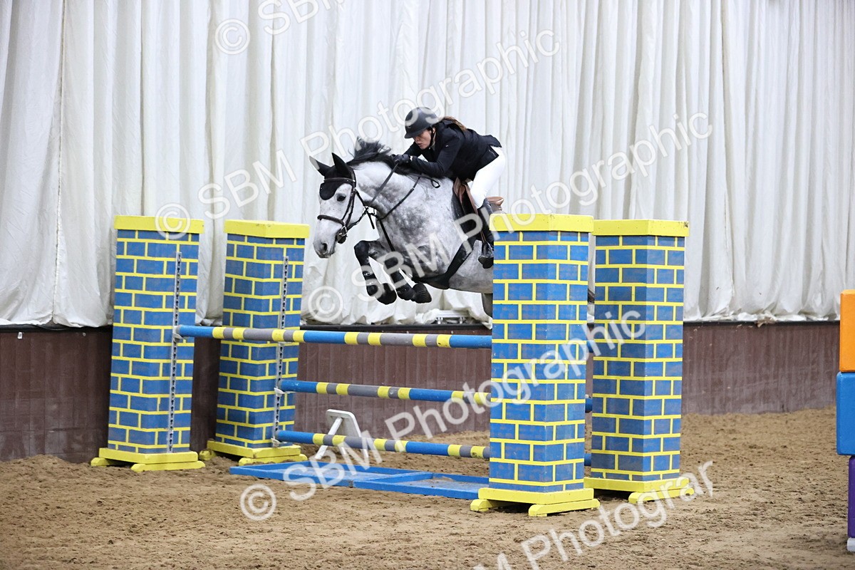 SBM_002040 - Class 4 - Senior Newcomers - 1.10m Open