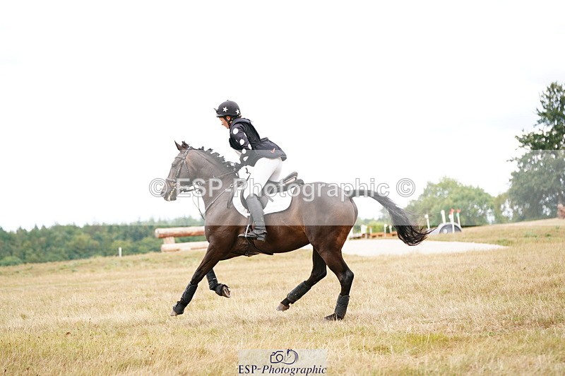 250802A-153624-07347 - F-284-Roxi.Foster-SKYES.ARCOS