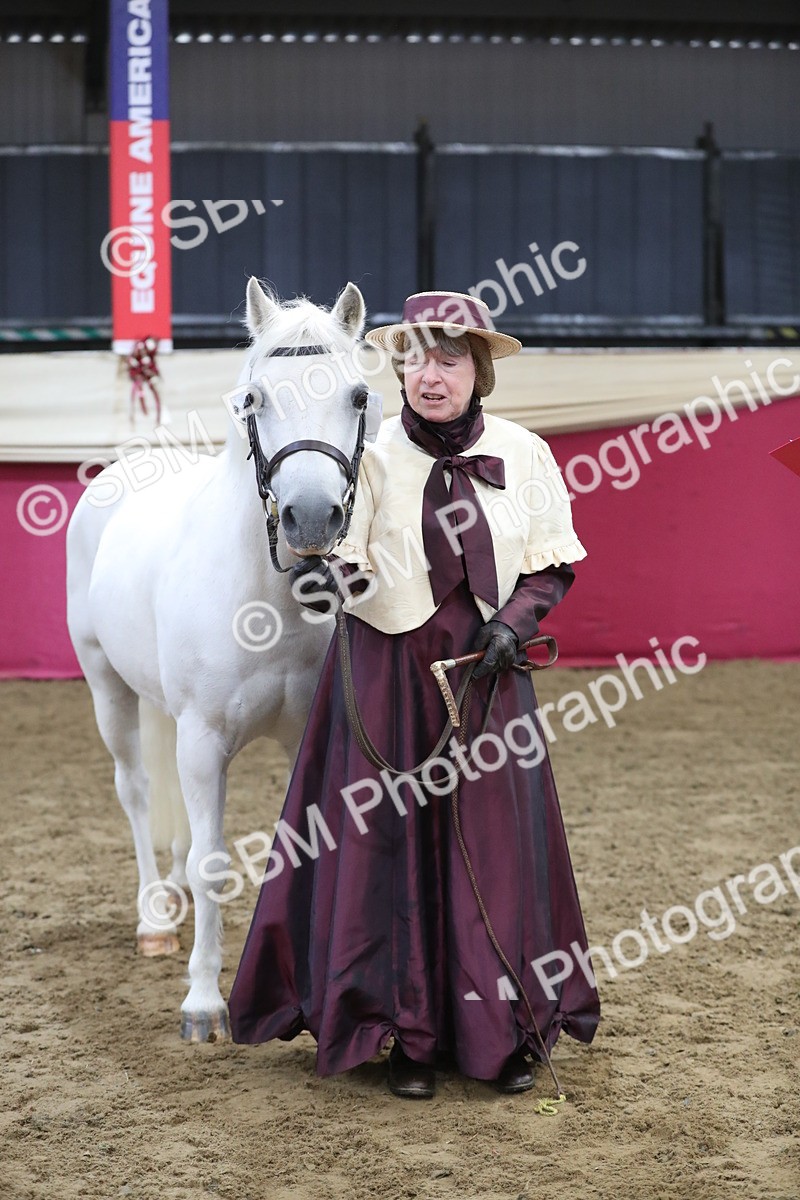 SBM_10824 - Class 103 IH Costume