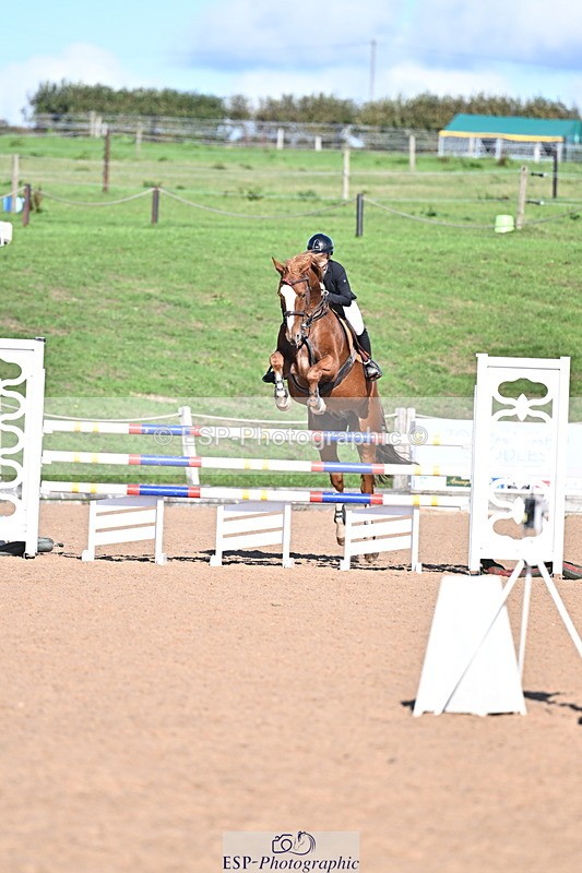 260923B-153331-01030 - Cls 06 Snr Fox & 1.20m Open