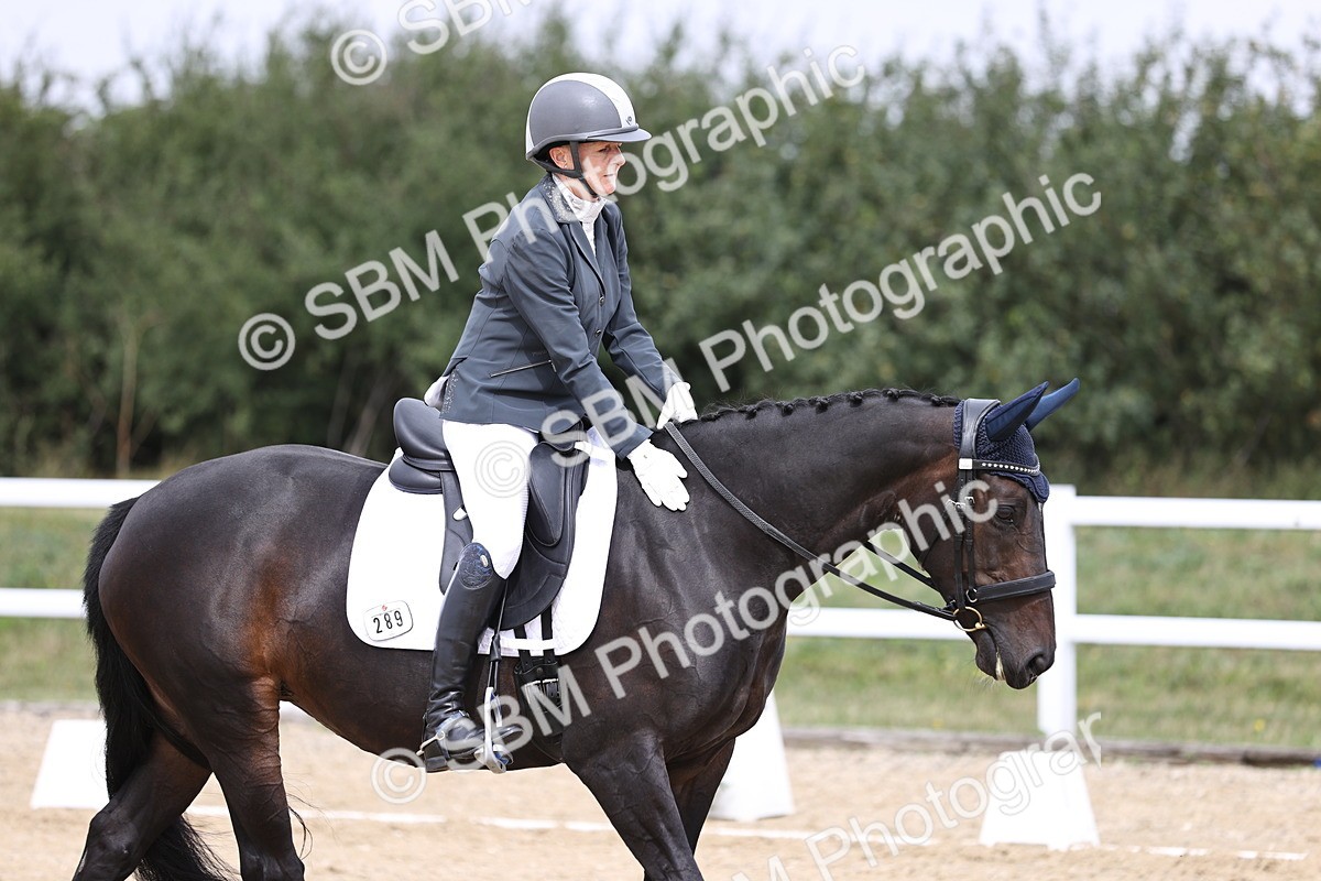 SBM_016921 - Class 14 Novice 23 - 11.53-12.56