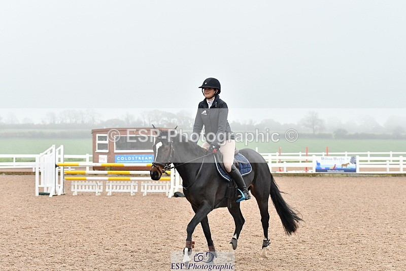 231112A-105401-03479 - Cls 17 Blue Chip Novice Winter Qualifier